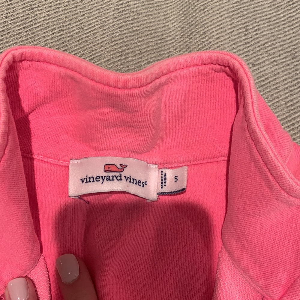 Vineyard Vines Hot Pink Pull Over — SIZE SMALL! - Picture 3 of 4